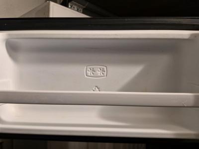 Galanz Mini Fridge - Thumbnail 5