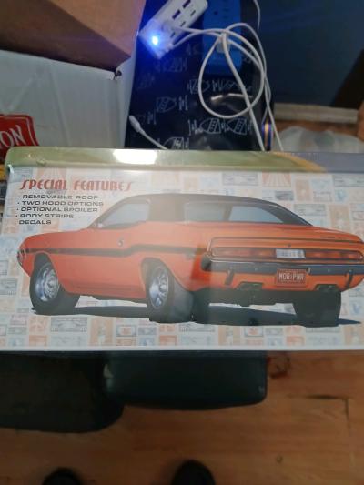 Model Car - Thumbnail 2