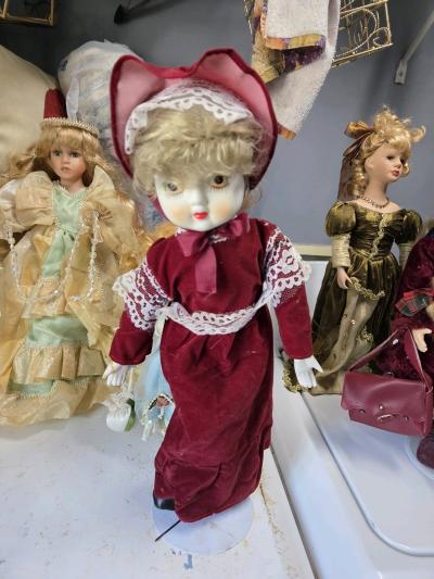 porcelain dolls all old original clothes an accessories - Thumbnail 6