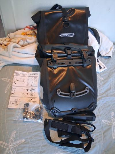 outlier waterproof brand new set of 2 sadle bags