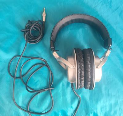 Roland RH200 Stereo Monitor Headphones - Thumbnail 2