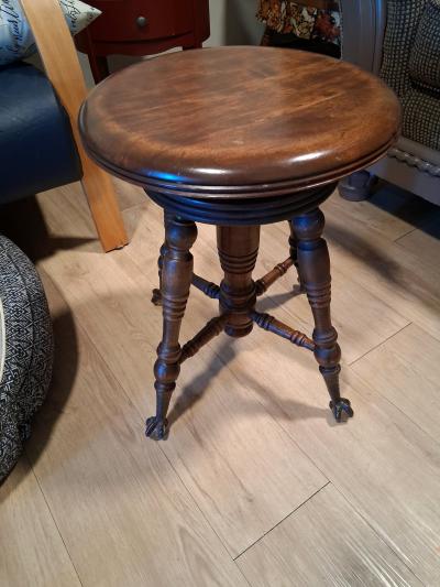 H HOLTZMAN ANTIQUE WOODEN CLAW FOOT PIANO STOOL - Thumbnail 8