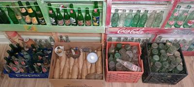 HUGE GLASS SODA BOTTLE COLLECTION - Thumbnail 3