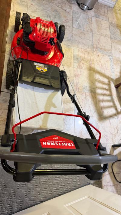 CRAFTSMAN M320 21in Gas Selfpropelled lawn mower with 163cc - Thumbnail 4