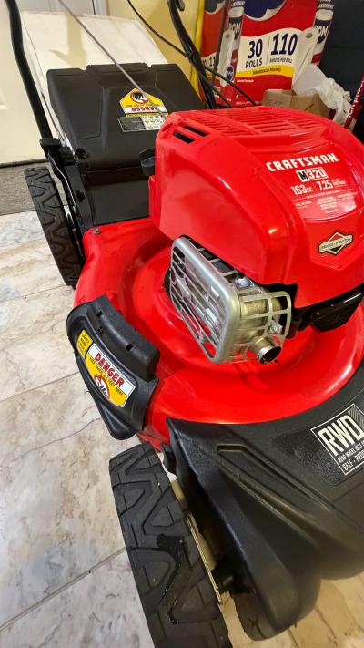 CRAFTSMAN M320 21in Gas Selfpropelled lawn mower with 163cc - Thumbnail 3