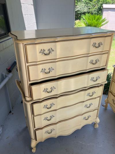antique French provincial bedroom set - Thumbnail 2
