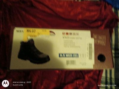 Black Work Boots sZ 8 and half - Thumbnail 5