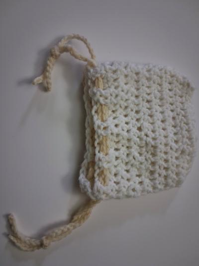 Cute white crochet pouch - Thumbnail 3