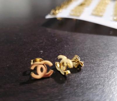 Beautiful small earrings - Thumbnail 4