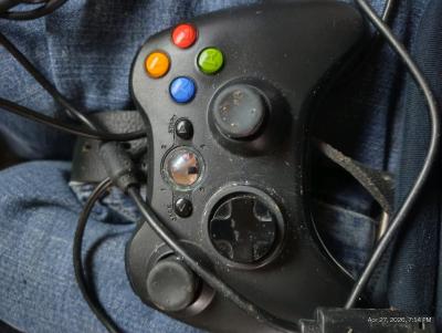 xbox 36oconsole cords 3 games two controllers 60gbharddrive - Thumbnail 5