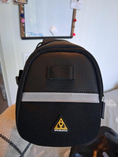 Topeka bike bag in great condition - Thumbnail 3