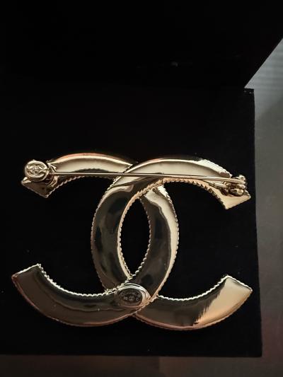 Chanel pearl CC  brooch - Thumbnail 4
