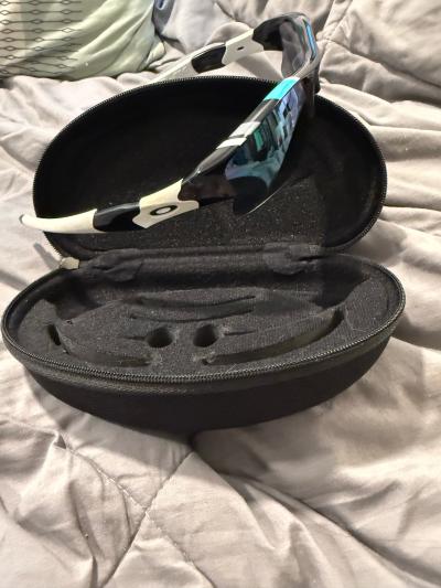 Oakley Sunglasses - Thumbnail 2