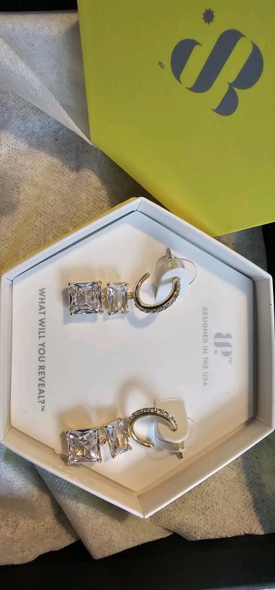 Diamond Cubic Zirconia Gold Plating Earrings - Thumbnail 4