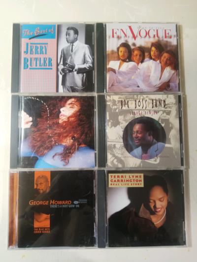 vintage CD collection pickup or ship - Thumbnail 3