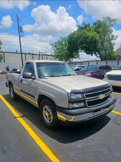 2004 Chevrolet Silverado Work Truck - Thumbnail 2