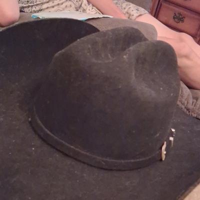 cowboy hat - Thumbnail 3