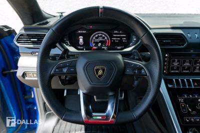 2019 Lamborghini Urus 4WD - Thumbnail 10