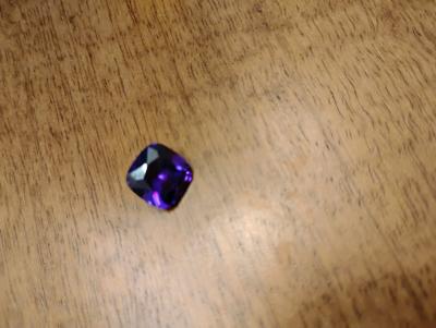 6 Carat Purple Tanzanite - Thumbnail 3