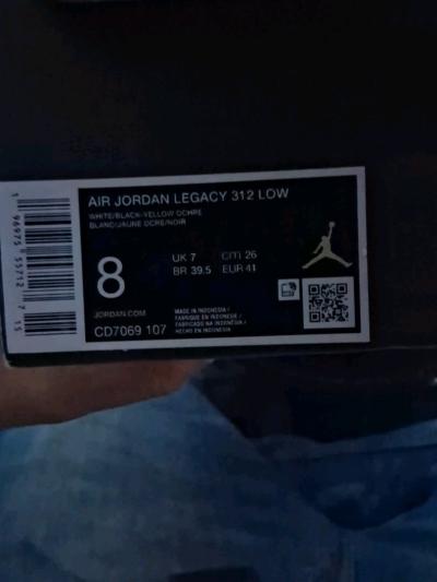 air jordan legacy 312 low size 8 - Thumbnail 3