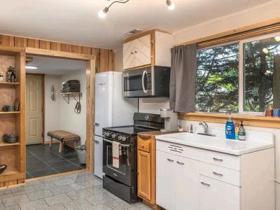 Rent this Cute House - Thumbnail 4
