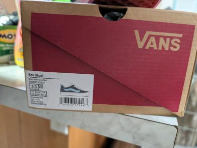 Vans Knu Skool shoes