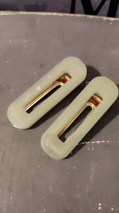 Handcrafted Resin Hairclips - Thumbnail 2