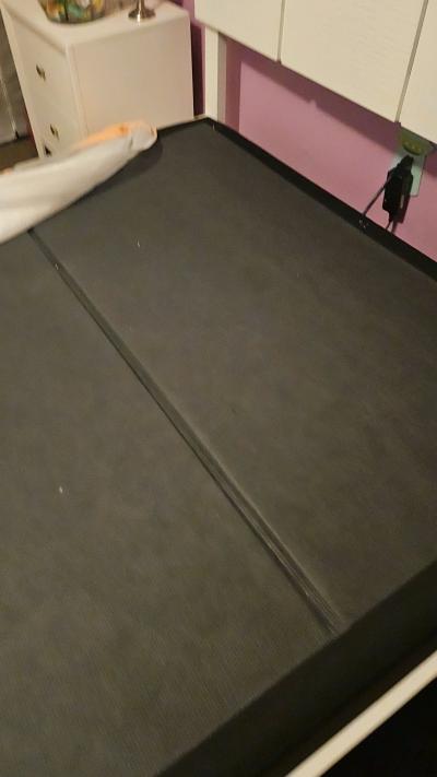 head board and frame is oueen size white - Thumbnail 2
