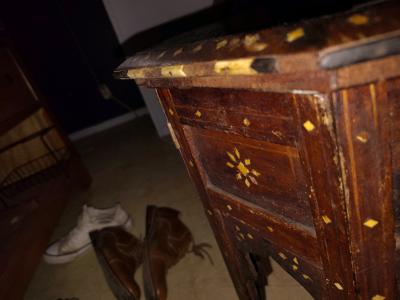 18th to 19th century octagon bone inlay table - Thumbnail 2