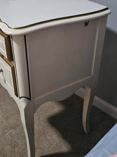Beautiful French Provincial Style Vanity - Thumbnail 3