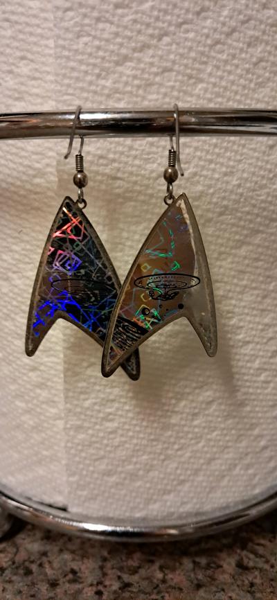These are vintage 1990s AH Prismatic Star Trek earrings feat - Thumbnail 3