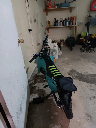 modified electric dirtbike 33mph - Thumbnail 2