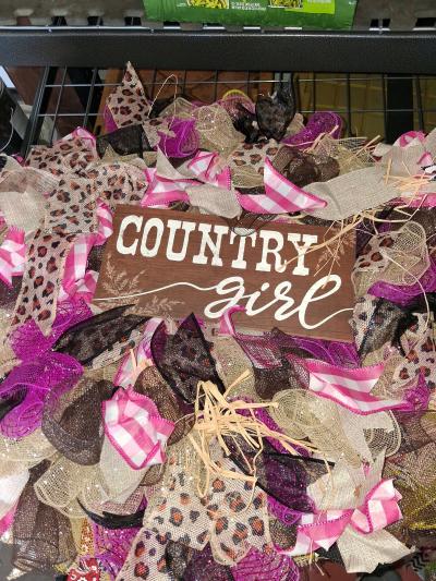 Custom handmade wreaths various styles - Thumbnail 11