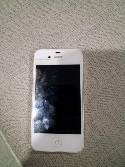 I phone - Thumbnail 2