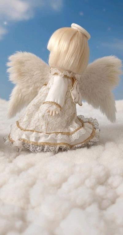 Precious Moments Tree Topper Angel - Thumbnail 2