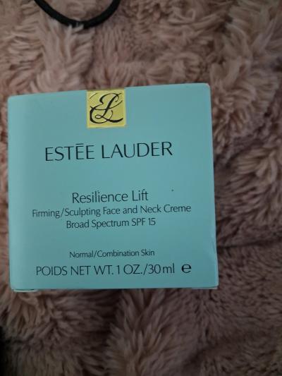 Estee Lauder resilience face cream