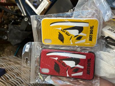iPhone 11 sneaker cases - Thumbnail 2