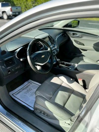 Chevrolet aches colour going for cheaper price - Thumbnail 5