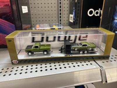 M2 dodge hauler and M2 ford model kit
