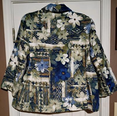 Alfred Dunner floral blazer like new - Thumbnail 2