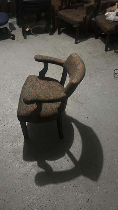 Vintage Accent Chair  Solid Wood Frame  Great Condition - Thumbnail 3