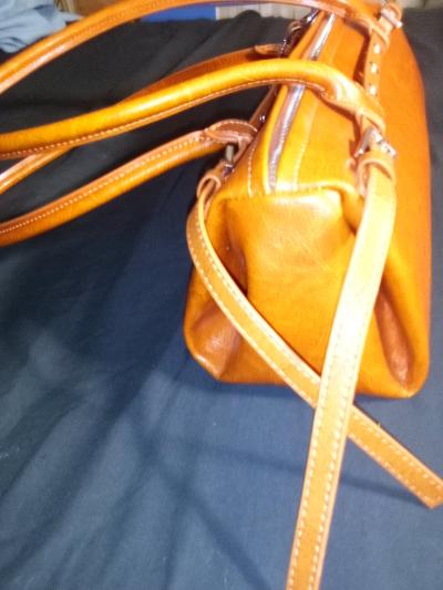 nice tan bag great for the rodeo or going out - Thumbnail 4