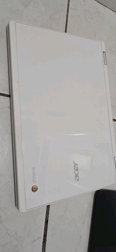 Laptos touch screen chromebook lot - Thumbnail 3