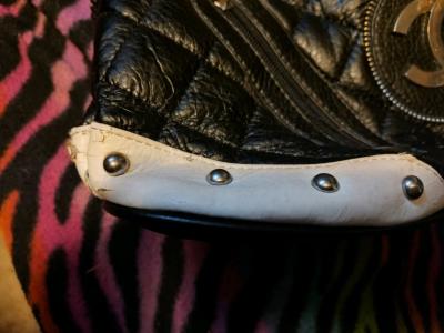 faux chanel purse leather with chain accents - Thumbnail 10