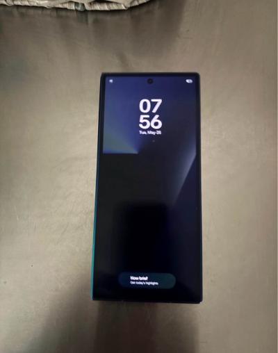 Samsung Galaxy z fold 7 512gb unlocked - Thumbnail 2