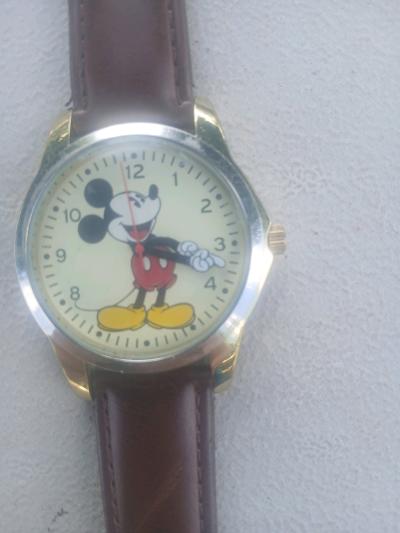 vintage mickey mouse watch - Thumbnail 2