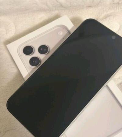iPhone 17 Pro Max 256GB Unlocked - Thumbnail 2