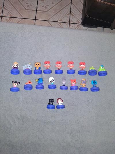 Lot Of 114 Disney Figures Funko Pop And PEZ - Thumbnail 5
