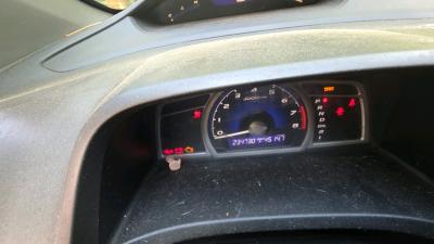 2010 Honda Civic Coupe - Thumbnail 4