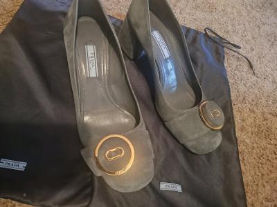 prada pumps with dust bags